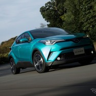 トヨタ C-HR