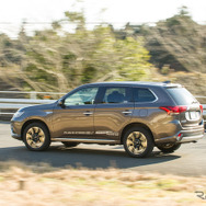 三菱 アウトランダーPHEV（オプション装着車）