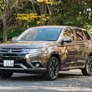 三菱 アウトランダーPHEV（オプション装着車）
