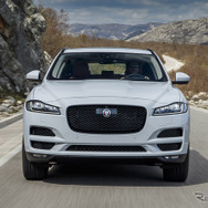 ジャガー F-PACE（写真は海外仕様）