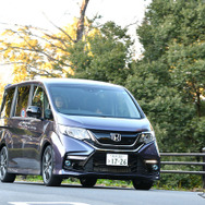 一般道路の試乗コースも用意。自由に走ってもらう