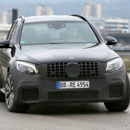 メルセデス　AMGGLC63 Sスクープ写真