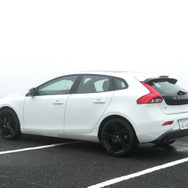ボルボ V40 T5 Rデザイン カーボン・エディション