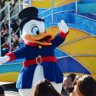 ＜東京ディズニーランド＞「ニューイヤーズ・グリーティング」