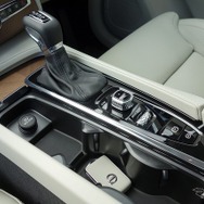 ボルボ XC90 T5