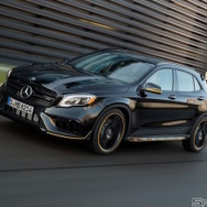 GLA AMG GLA45 4マチック