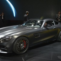 【デトロイトモーターショー2017】メルセデス AMG GT に557馬力の「C」…クーペにも設定 画像