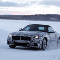 デザイン見えたぞ！トヨタXBMW開発「Z5」新プロトタイプ、豪雪を走り抜く 画像