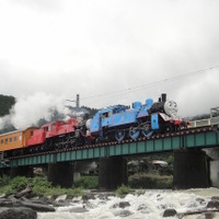 トーマスとジェームスが同時走行…大井川鐵道クリスマス特別運転 画像