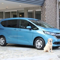 【ホンダ フリード・フリード＋でペット旅 後編】新作も登場、アイディア満載の純正ペットアクセサリー 画像
