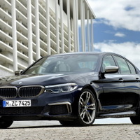 BMW 5シリーズ 新型に462馬力の「M550i」…加速は現行 M5 超えた 画像