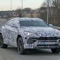 あっ！表情一変...これがランボルギーニ新型SUV「ウルス」市販モデルだ！ 画像