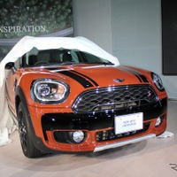【MINI クロスオーバー 新型】サイズアップや質感向上によりBからCセグメントへ 画像