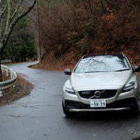 【ボルボ V40クロスカントリー 3600km試乗 前編】セグメント最高峰の「疲れないクルマ」…井元康一郎 画像