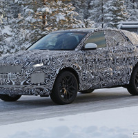 ジャガー最小SUV「E-PACE」、コンパクトだから雪道キビキビ＆加速も抜群！【動画】 画像