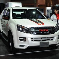 【東京モーターショー15】いすゞ D-MAX…海外主力のピックアップ［詳細画像］ 画像