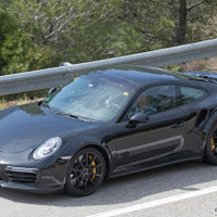 マクラーレン720Sがターゲットだ！ポルシェ911ターボ次期型、610馬力へ 画像