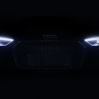 レーザービーム光った！アウディR8 V10改良新型、N.Yオートショーで初公開 画像