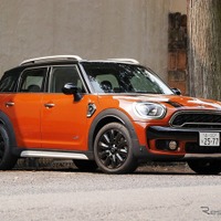 【MINI クロスオーバー 試乗】“ゴーカートフィーリング”は当てはまらない…中村孝仁 画像