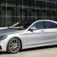 【上海モーターショー2017】メルセデス Sクラス 改良新型…直6がハイブリッドシステムで復活 画像