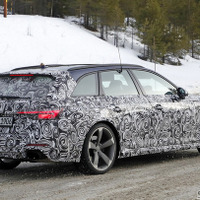 クラス最速ワゴンだ！アウディRS4アバント次期型、ポルシェ製エンジンを搭載 画像