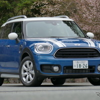 【MINI クロスオーバー 試乗】フットワークの軽さを如実に感じるFF…島崎七生人 画像