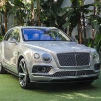 【ロサンゼルスモーターショー15】ベントレー ベンテイガ に発売記念車…世界最強のSUVを誇示 画像