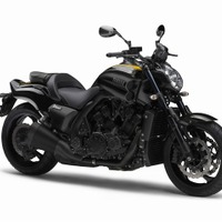 ヤマハ VMAX、創業60周年記念限定車を発売…タンク上部にインターカラー 画像
