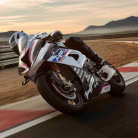 最高峰スーパースポーツ BMW HP4レース、発売前にサーキットで試乗するチャンス 画像