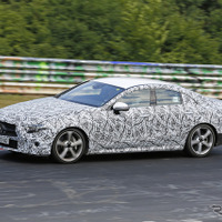 メルセデス CLS 次期型に直6エンジン復活…シューティングブレークは廃止か 画像