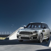 【MINI 史上初のPHEV】国内デビュー…7月7日より展示開始 画像