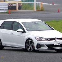 【360度 VR試乗】プラス10馬力は伊達じゃない!?…元祖ホットハッチ、VW ゴルフGTI 画像