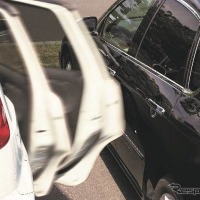 強風時のドア開けは注意、風速40m/sでは大人2人でも押さえ切れない…JAF検証 画像