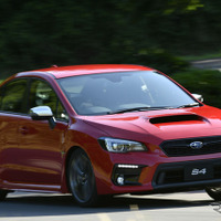 【スバル WRX S4 試乗】これが“大人のセダン”のフィーリングだ…諸星陽一 画像