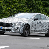 メルセデス最強の証が見えた…AMG GT 4ドア版、発売は2018年か 画像