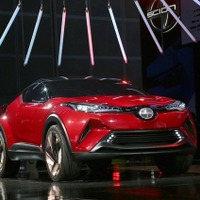 【ロサンゼルスモーターショー15】トヨタ C-HR コンセプト、米国はサイオンから発売へ 画像