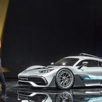 【フランクフルトモーターショー2017】メルセデスAMG プロジェクトワン 公開…F1ハイブリッドで1000hp超 画像