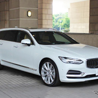 【ボルボ V90 T8ツインエンジン 試乗】XC90 よりも迫力のある加速感を味わえる…丸山誠 画像