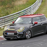 MINIクーパー最強のJCW、改良モデルで新ターボ搭載へ 画像