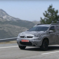 日産エクストレイルと姉妹車...印度や露のベストセラーSUV新型、山道を駆け抜ける【動画】 画像