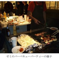 学食でBBQ!? レストランやフードコート並みの学生食堂を紹介 画像