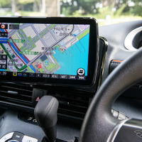 9V型大画面SDカーナビ、パナソニック『Strada』が、利点をさらに進化させて新登場！ 画像