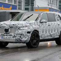 ベンテイガ にロックオン！メルセデス GLS 次期型、Sクラス のテクノロジー移植へ 画像