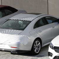 メルセデス CLS 次期型、“美しすぎる”リアデザインが完全露出 画像