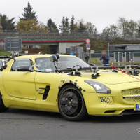 メルセデス初のEVスーパーカー、開発テスト車両をスクープ！ 画像