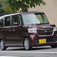 【ホンダ N-BOX 試乗】“軽の残念な部分”はもはや黄色いナンバーだけ、だけど…岩貞るみこ 画像