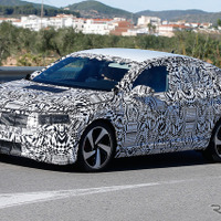 日本導入再開も!? VW ジェッタ 次期型、大型化で230馬力へパワーアップ 画像