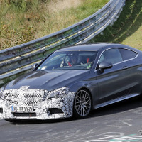 「R」への布石か…メルセデス AMG C63、爆走する改良モデルを激写 画像