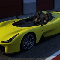 ダラーラ初の市販スポーツカー、ストラダーレ 発表…855kgの軽量ボディに400hp 画像