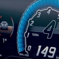 ランボルギーニの新型SUV ウルス、デジタルコクピットを採用［動画］ 画像